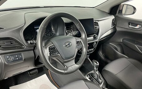 Hyundai Solaris II рестайлинг, 2021 год, 1 795 000 рублей, 11 фотография