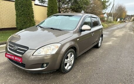 KIA cee'd I рестайлинг, 2009 год, 630 000 рублей, 2 фотография