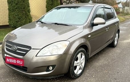 KIA cee'd I рестайлинг, 2009 год, 630 000 рублей, 3 фотография