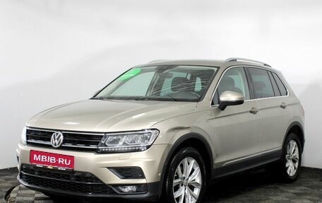 Volkswagen Tiguan II, 2018 год, 2 290 000 рублей, 1 фотография