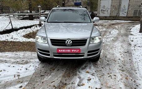 Volkswagen Touareg III, 2004 год, 1 050 000 рублей, 1 фотография