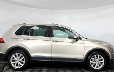 Volkswagen Tiguan II, 2018 год, 2 290 000 рублей, 4 фотография