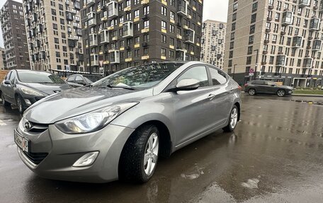 Hyundai Elantra V, 2012 год, 960 000 рублей, 2 фотография