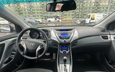 Hyundai Elantra V, 2012 год, 960 000 рублей, 10 фотография