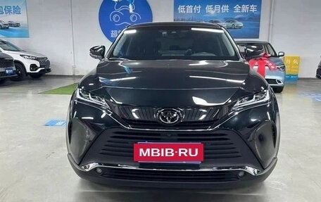 Toyota Harrier, 2021 год, 3 950 000 рублей, 2 фотография