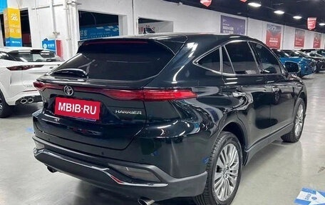 Toyota Harrier, 2021 год, 3 950 000 рублей, 5 фотография