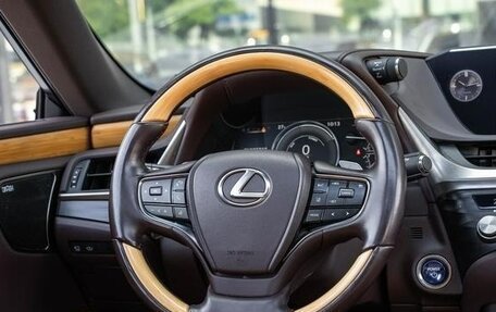 Lexus ES VII, 2021 год, 6 290 000 рублей, 9 фотография