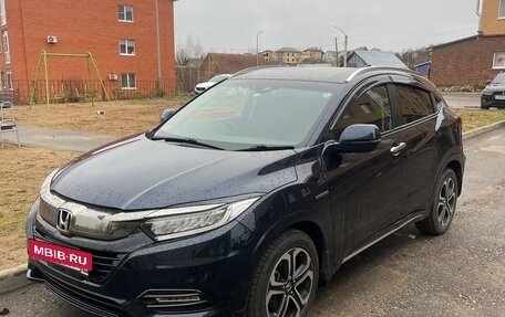 Honda Vezel, 2018 год, 2 350 000 рублей, 3 фотография