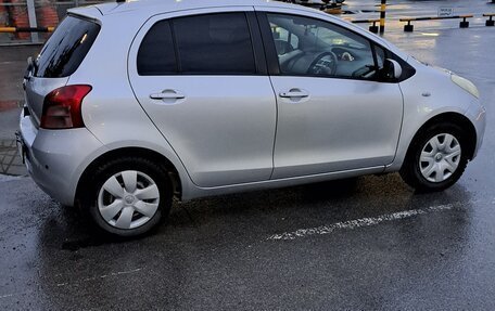 Toyota Vitz, 2007 год, 700 000 рублей, 17 фотография