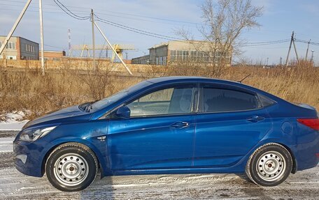 Hyundai Solaris II рестайлинг, 2014 год, 880 000 рублей, 3 фотография