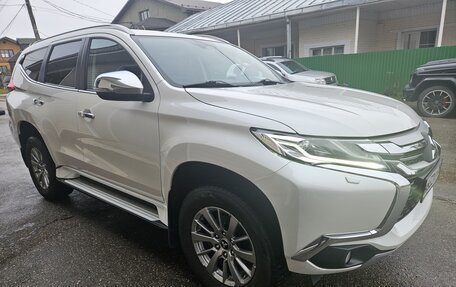 Mitsubishi Pajero Sport III рестайлинг, 2018 год, 3 800 000 рублей, 5 фотография