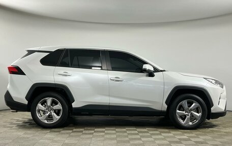 Toyota RAV4, 2022 год, 3 600 000 рублей, 4 фотография