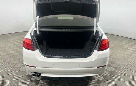 BMW 5 серия, 2011 год, 1 940 000 рублей, 7 фотография