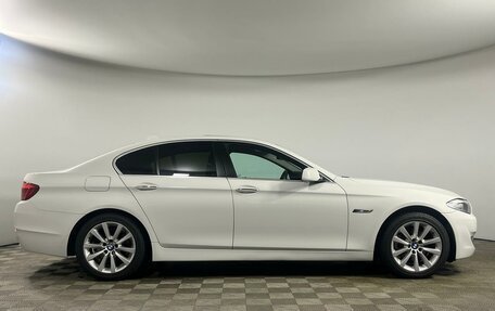 BMW 5 серия, 2011 год, 1 940 000 рублей, 4 фотография