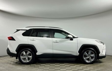 Toyota RAV4, 2019 год, 3 379 000 рублей, 4 фотография