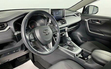 Toyota RAV4, 2019 год, 3 379 000 рублей, 11 фотография