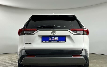 Toyota RAV4, 2019 год, 3 379 000 рублей, 5 фотография