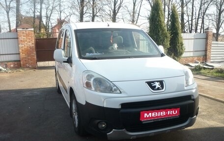 Peugeot Partner II рестайлинг 2, 2010 год, 714 000 рублей, 1 фотография