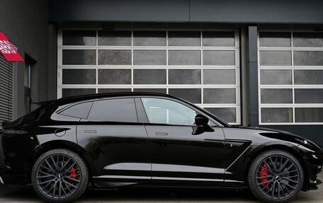 Aston Martin DBX I, 2024 год, 31 000 000 рублей, 4 фотография