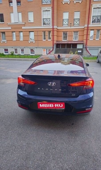Hyundai Elantra, 2019 год, 2 075 000 рублей, 4 фотография