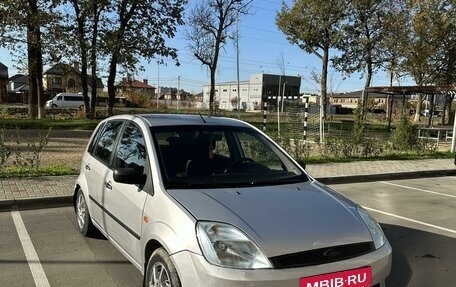 Ford Fiesta, 2005 год, 340 000 рублей, 2 фотография