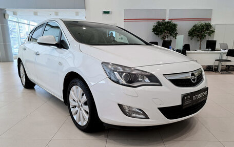 Opel Astra J, 2011 год, 724 000 рублей, 7 фотография