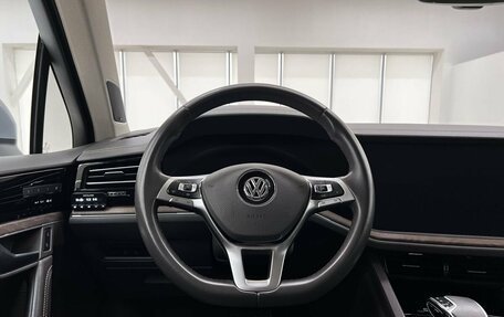 Volkswagen Touareg III, 2019 год, 5 150 000 рублей, 17 фотография