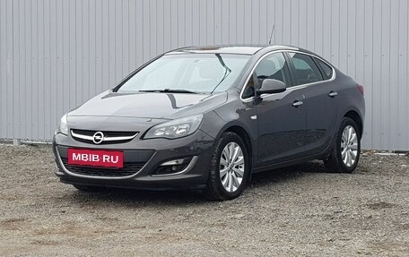 Opel Astra J, 2013 год, 999 000 рублей, 2 фотография