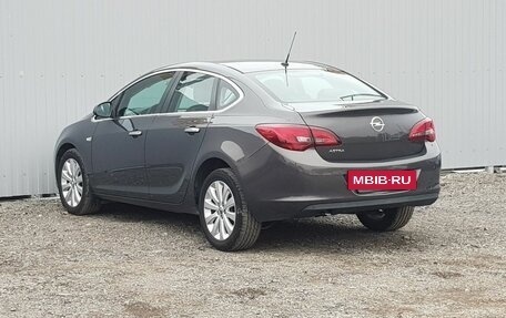 Opel Astra J, 2013 год, 999 000 рублей, 4 фотография