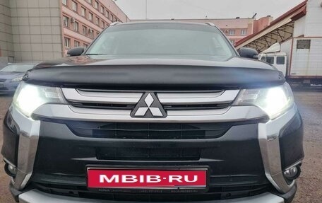 Mitsubishi Outlander III рестайлинг 3, 2017 год, 1 969 000 рублей, 1 фотография