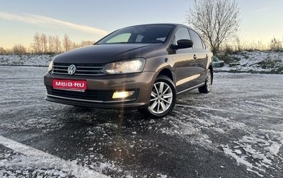 Volkswagen Polo VI (EU Market), 2015 год, 975 000 рублей, 1 фотография