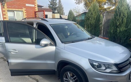 Volkswagen Tiguan I, 2011 год, 1 450 000 рублей, 3 фотография