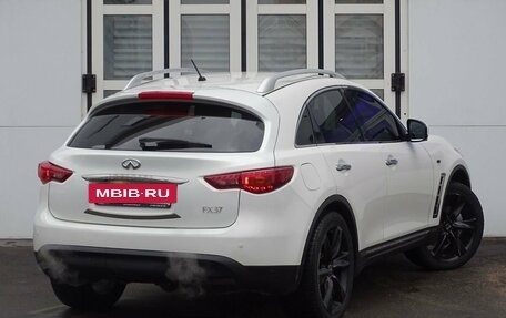 Infiniti FX II, 2011 год, 1 790 000 рублей, 3 фотография