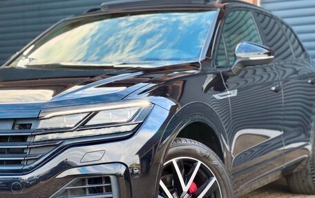 Volkswagen Touareg III, 2019 год, 8 050 000 рублей, 2 фотография