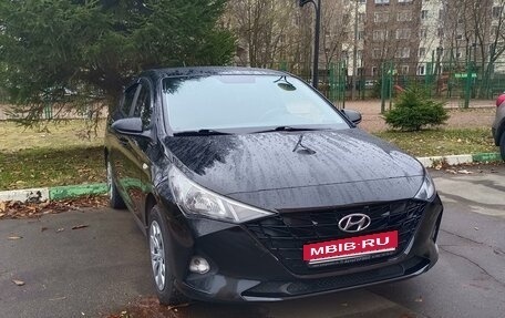 Hyundai Solaris II рестайлинг, 2022 год, 1 595 000 рублей, 8 фотография