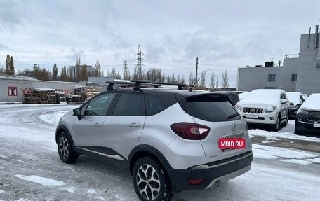 Renault Kaptur I рестайлинг, 2019 год, 1 920 000 рублей, 4 фотография