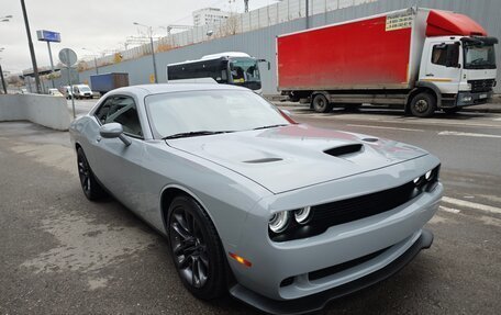 Dodge Challenger III рестайлинг 2, 2021 год, 6 100 000 рублей, 3 фотография