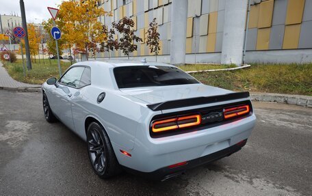 Dodge Challenger III рестайлинг 2, 2021 год, 6 100 000 рублей, 6 фотография