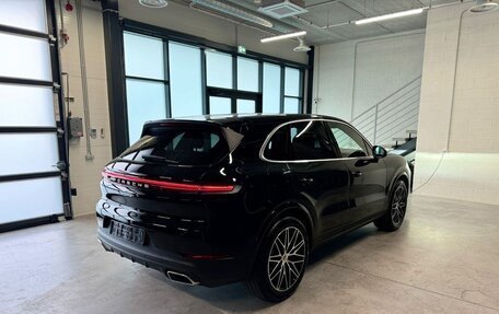 Porsche Cayenne III, 2024 год, 16 930 980 рублей, 4 фотография