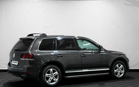 Volkswagen Touareg III, 2007 год, 999 000 рублей, 4 фотография