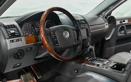 Volkswagen Touareg III, 2007 год, 999 000 рублей, 8 фотография