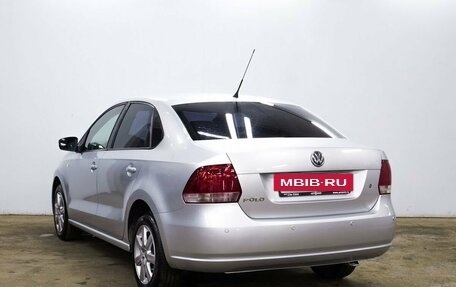 Volkswagen Polo VI (EU Market), 2011 год, 750 000 рублей, 6 фотография