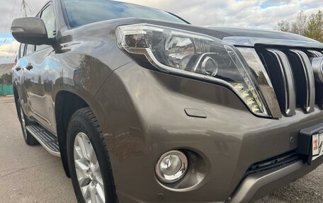 Toyota Land Cruiser Prado 150 рестайлинг 2, 2014 год, 3 980 000 рублей, 17 фотография