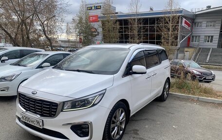 KIA Carnival III, 2019 год, 3 150 000 рублей, 2 фотография