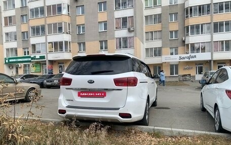 KIA Carnival III, 2019 год, 3 150 000 рублей, 5 фотография