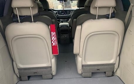 KIA Carnival III, 2019 год, 3 150 000 рублей, 11 фотография