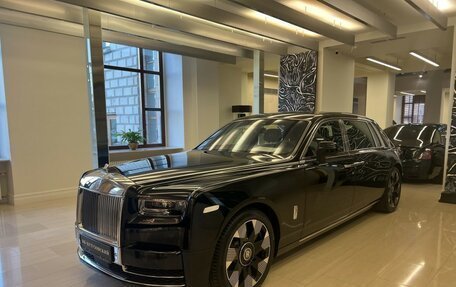 Rolls-Royce Phantom VIII, 2024 год, 105 000 000 рублей, 2 фотография