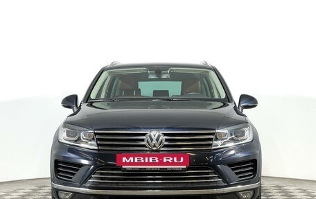 Volkswagen Touareg III, 2015 год, 2 930 000 рублей, 2 фотография