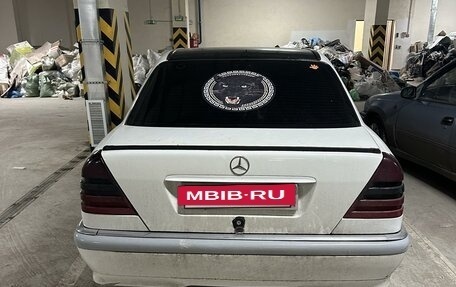 Mercedes-Benz C-Класс, 1999 год, 400 000 рублей, 3 фотография