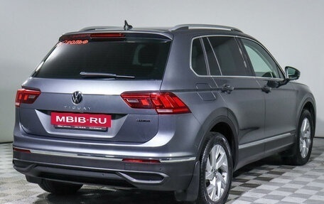 Volkswagen Tiguan II, 2021 год, 3 495 000 рублей, 5 фотография